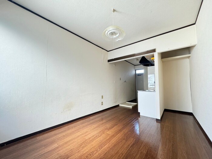 物件内観写真21　(居室)