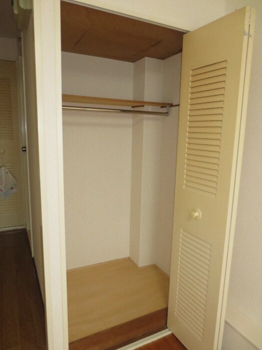 物件内観写真10　(収納)