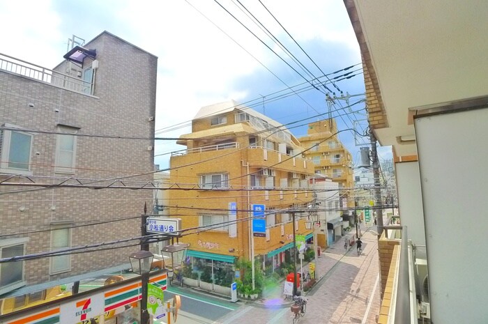 物件内観写真17　(室内からの展望)