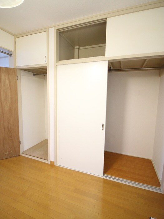 物件内観写真9　(収納)