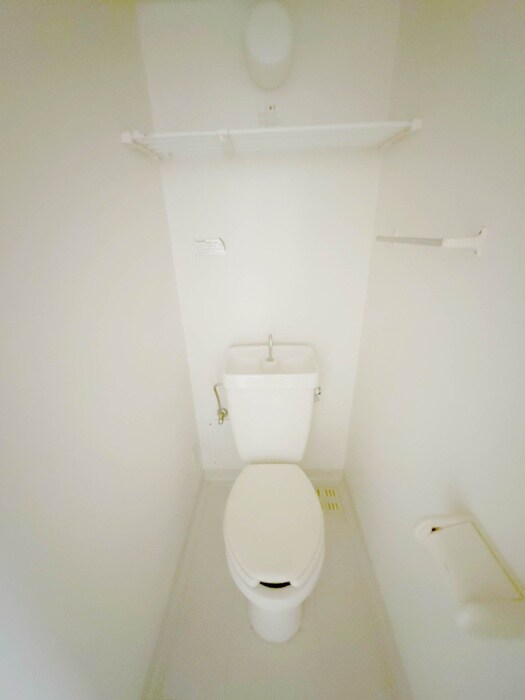 物件内観写真14　(トイレ)