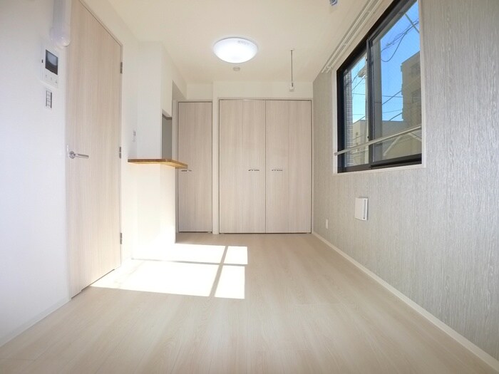 物件内観写真6　(居室)