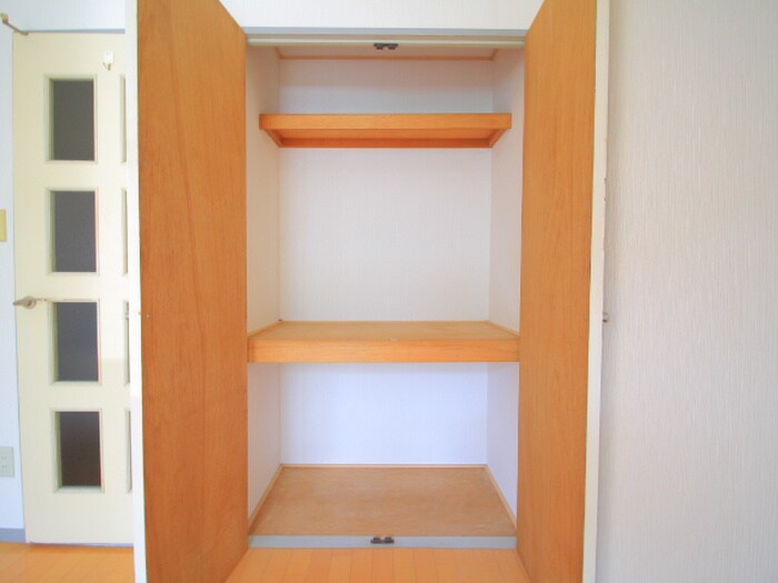 物件内観写真11　(収納)