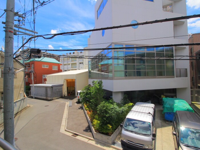 物件内観写真22　(室内からの展望)