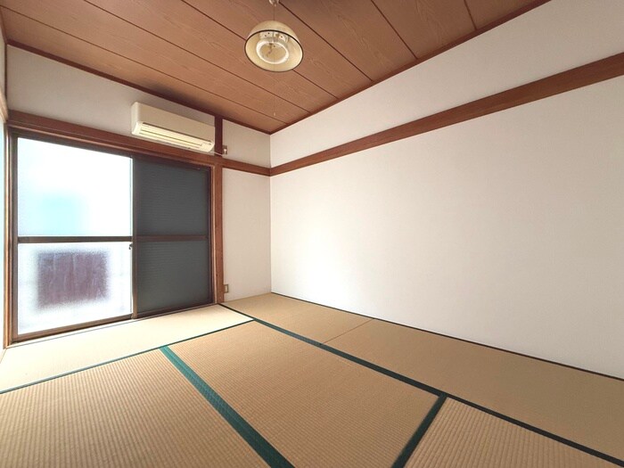 物件内観写真6　(居室)