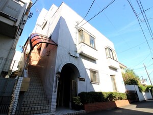 レイヤ調布外観写真