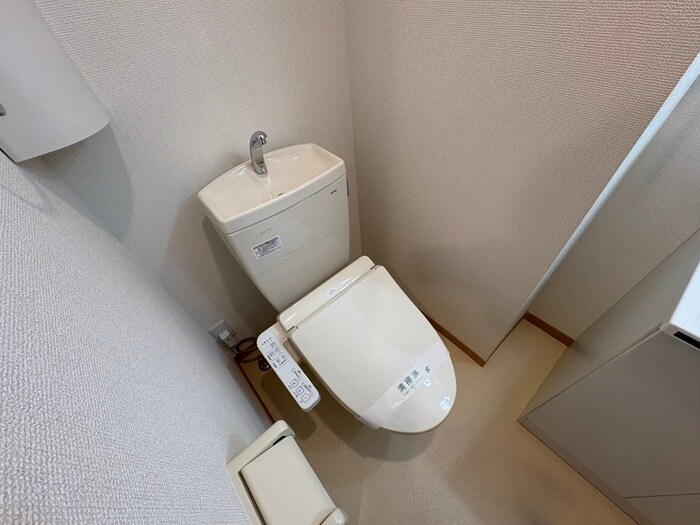 物件内観写真14　(トイレ)
