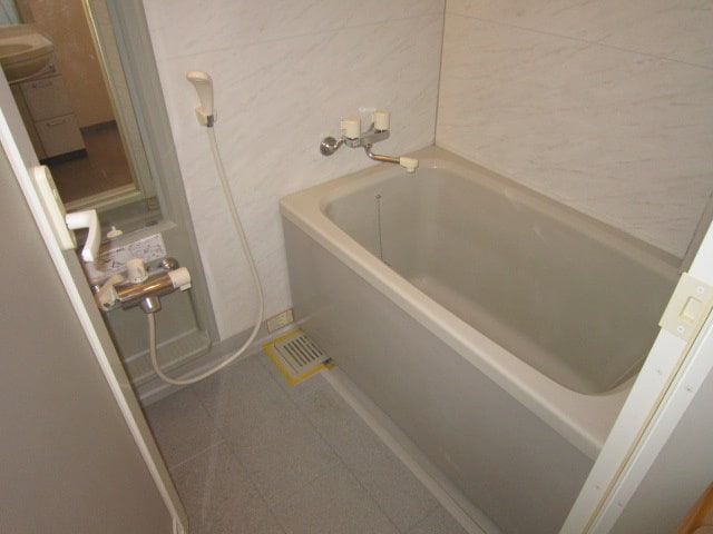 物件内観写真12　(バス／シャワールーム等)