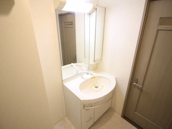 物件内観写真12　(洗面)