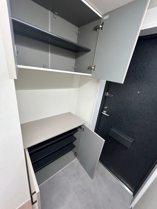 物件内観写真15　(収納)