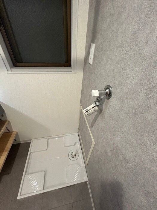 物件内観写真15　(洗濯機置場)