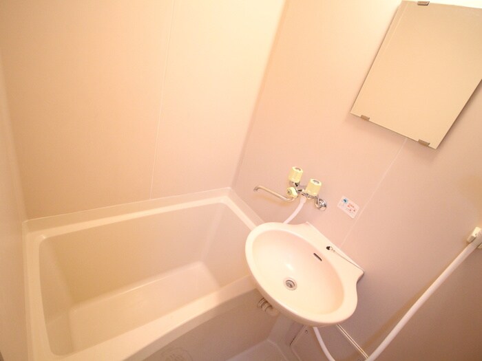 物件内観写真10　(バス／シャワールーム等)