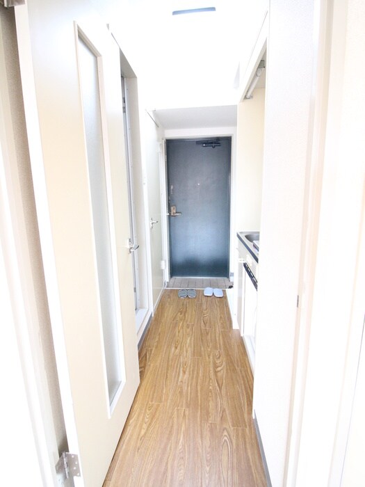 物件内観写真15　(廊下)