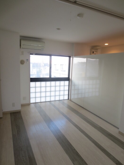 物件内観写真17　(居室)