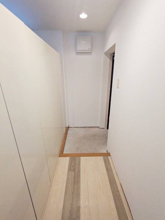物件内観写真19　(玄関)