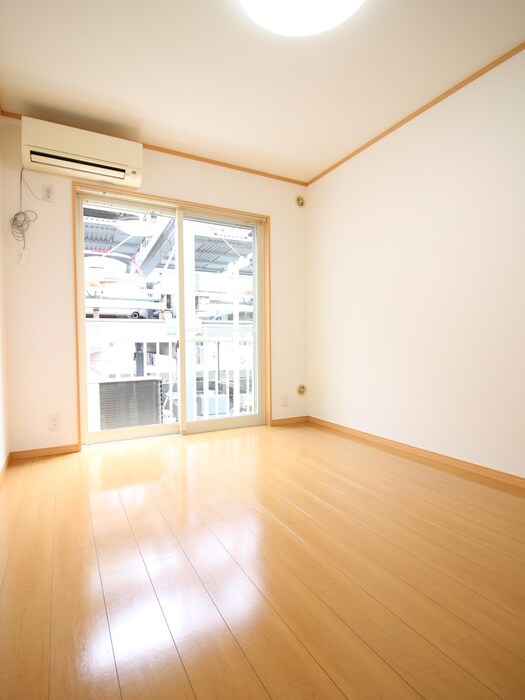 物件内観写真10　(居室)