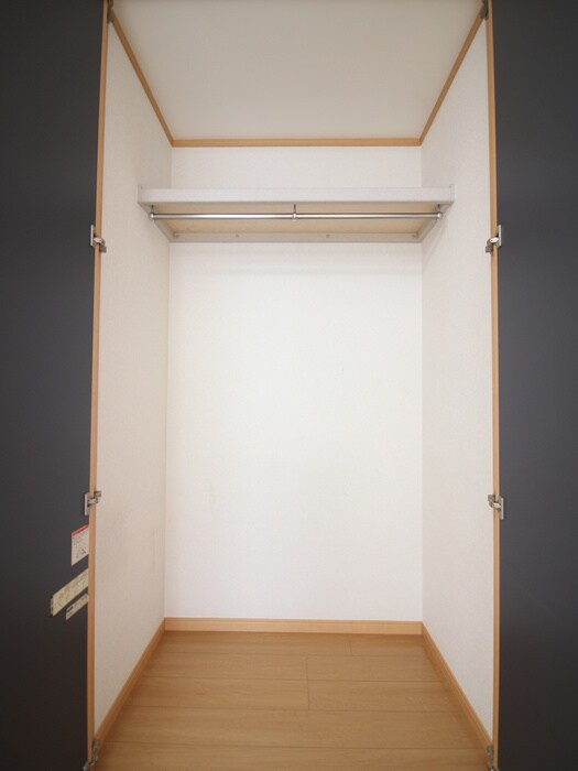 物件内観写真11　(収納)