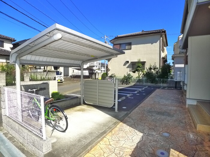 物件外観写真6　(駐輪場)