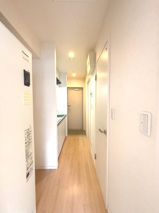 物件内観写真18　(廊下)