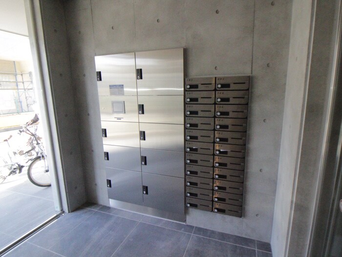 物件外観写真4　(建物設備)