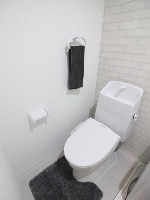 物件内観写真15　(トイレ)