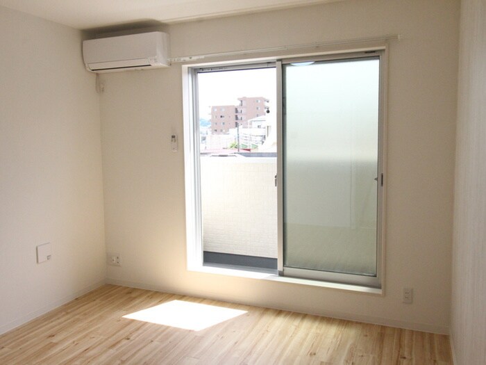 物件内観写真19　(居室)