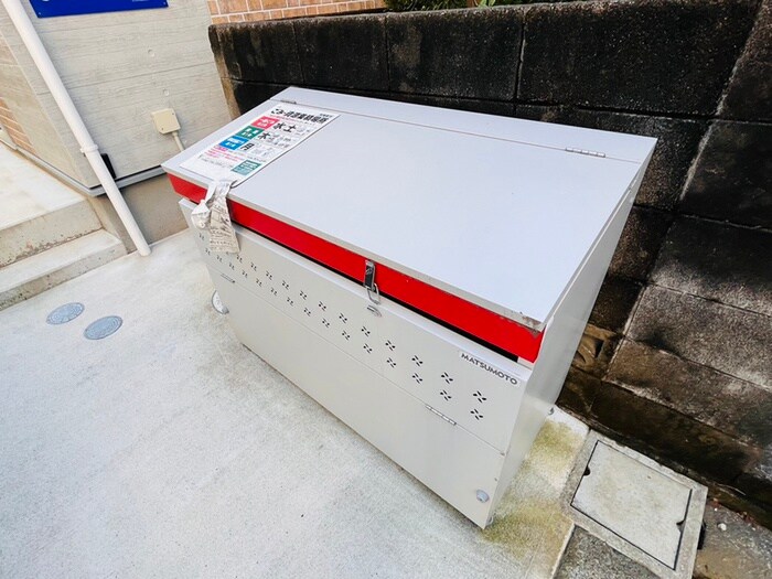 物件外観写真4　(建物設備)