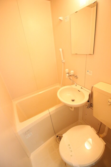 物件内観写真12　(バス／シャワールーム等)