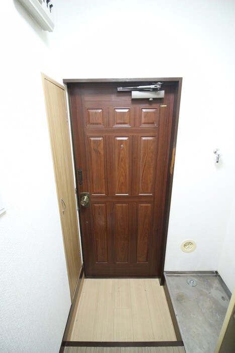 物件内観写真20　(玄関)