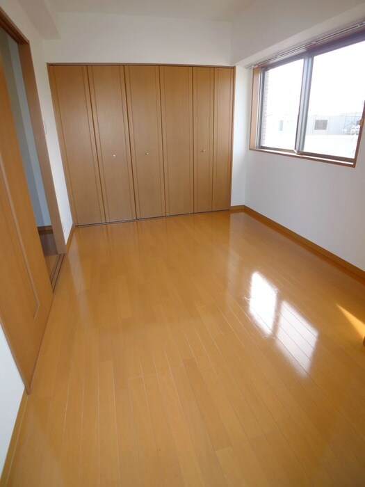 物件内観写真6　(居室)