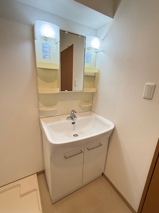 物件内観写真15　(洗面)