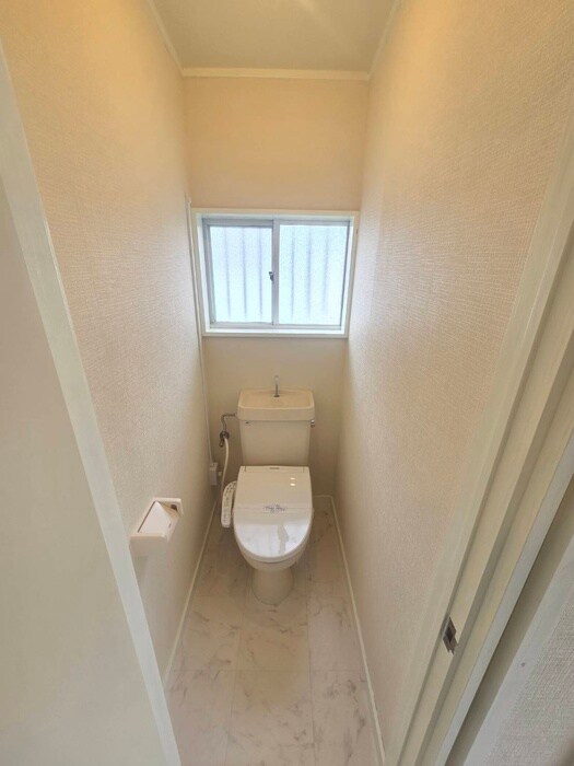 物件内観写真10　(トイレ)