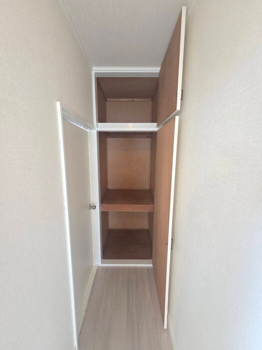 物件内観写真13　(収納)