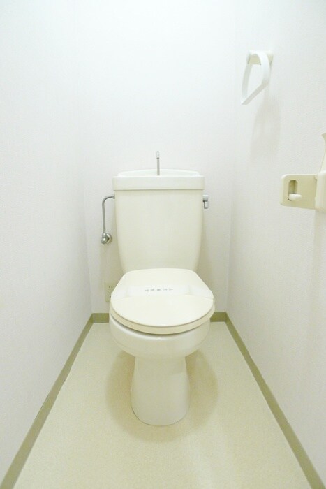 物件内観写真15　(トイレ)