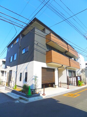 ＳＴＥＬＬＡ　ＧＡＲＤＥＮ外観写真