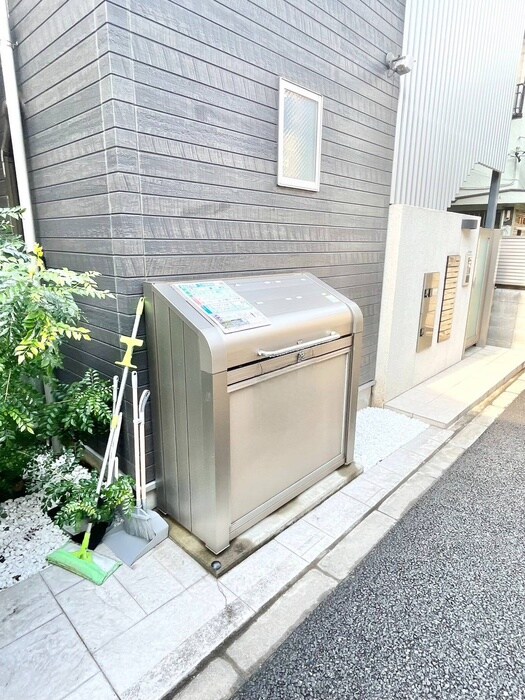 物件外観写真4　(建物設備)