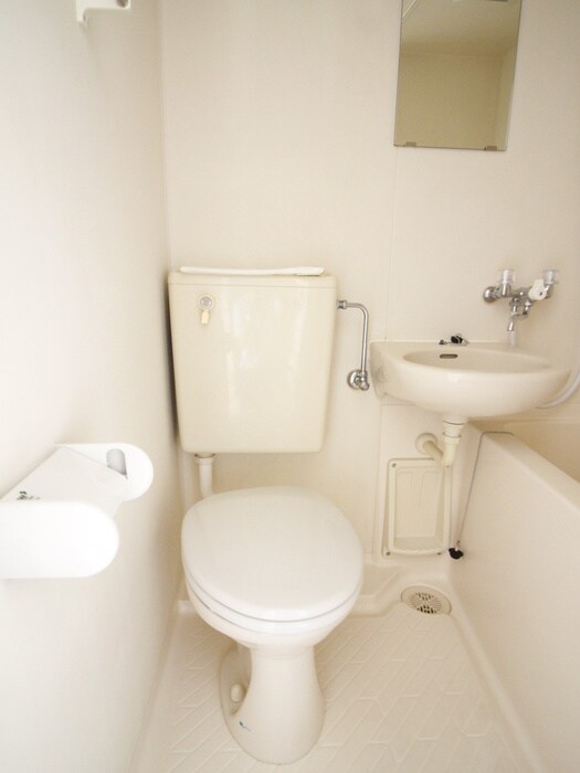 物件内観写真9　(トイレ)