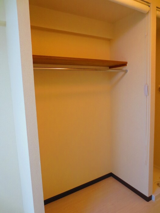 物件内観写真11　(収納)
