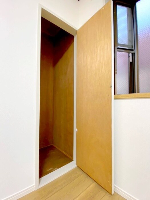 物件内観写真8　(収納)