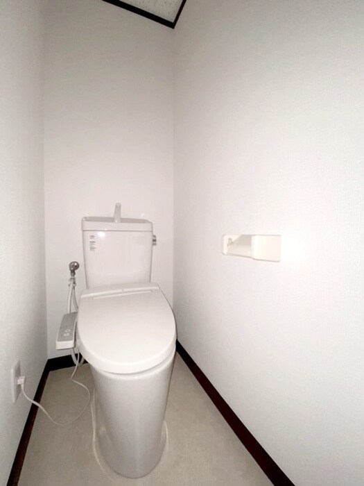 物件内観写真11　(トイレ)