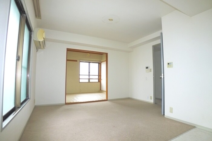 物件内観写真9　(居室)