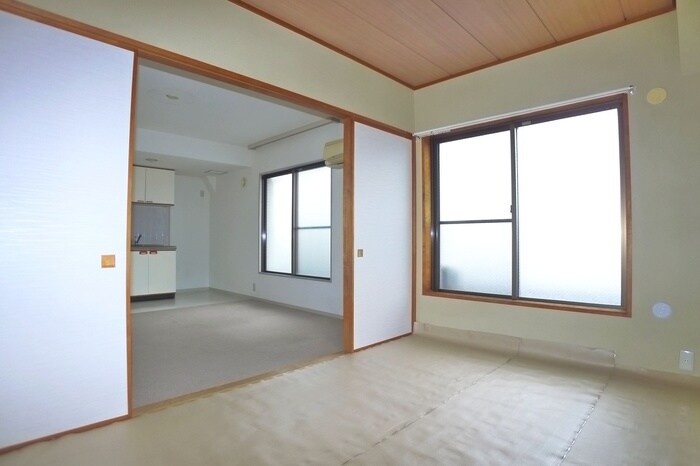 物件内観写真10　(内観写真)