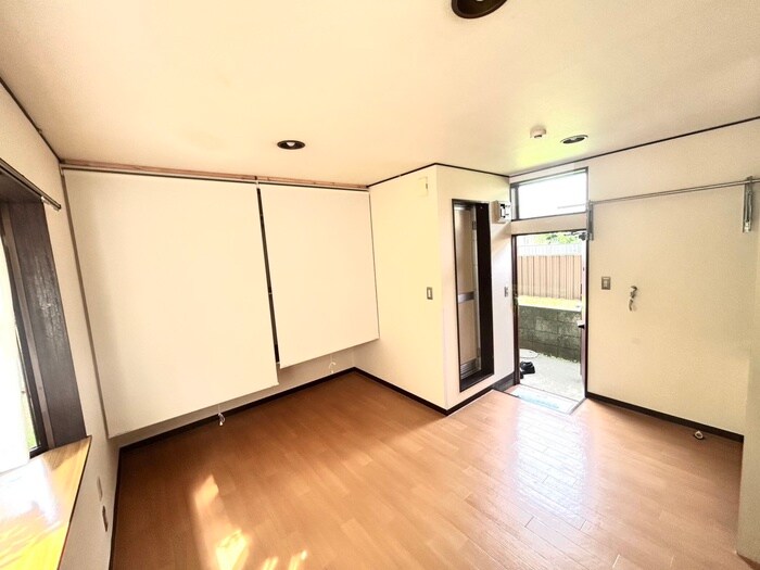 物件内観写真7　(居室)