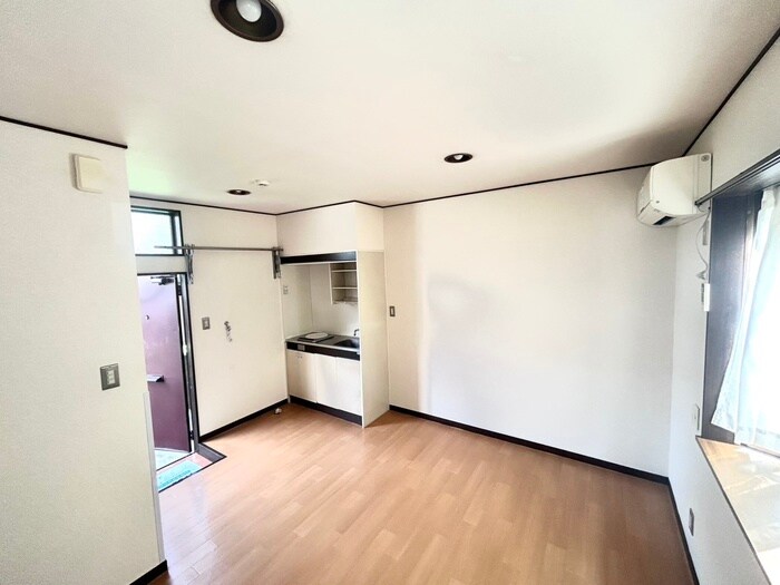 物件内観写真9　(居室)