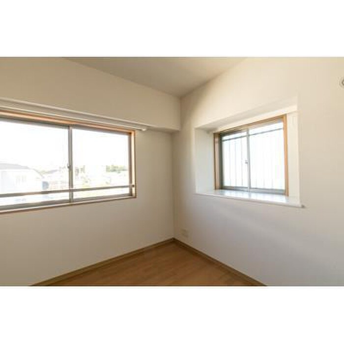 物件内観写真11　(居室)