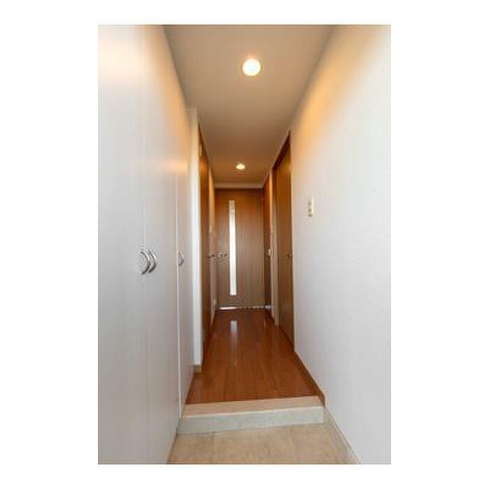 物件内観写真19　(玄関)