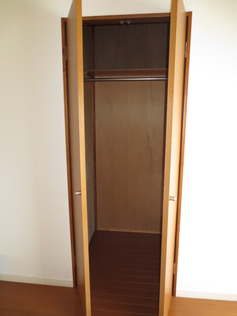 物件内観写真10　(収納)