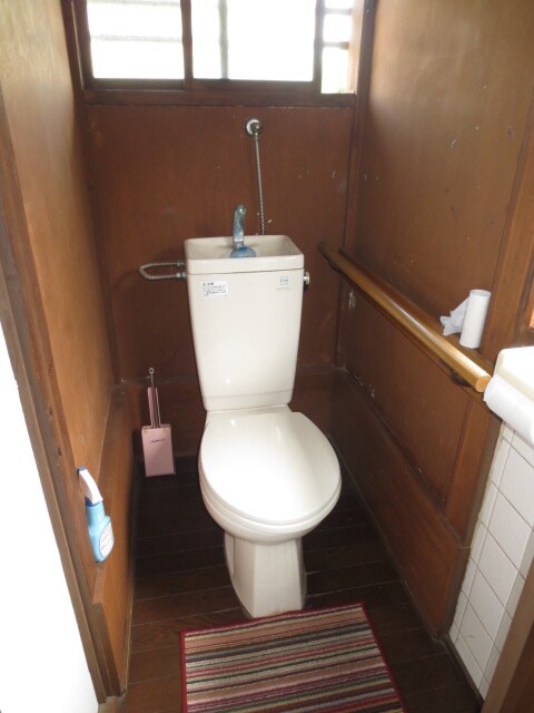 物件内観写真16　(トイレ)