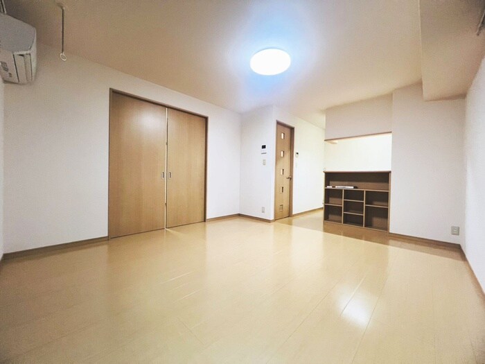 物件内観写真6　(居室)