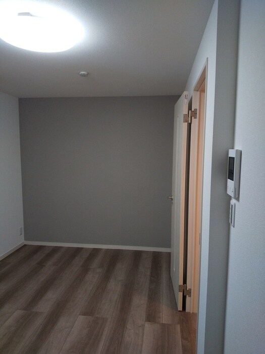 物件内観写真5　(居室)